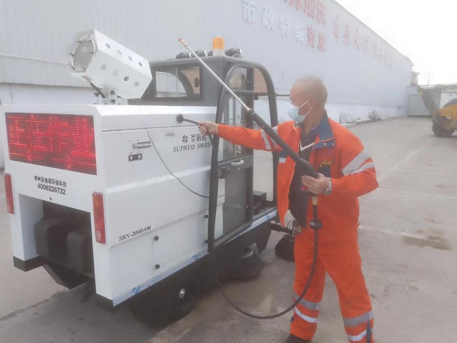 库尔勒龙马快速清扫车